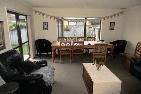 Photo of property in 4b Georgia Grove, Paraparaumu, 5032