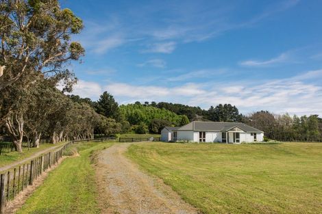 Photo of property in 450 Foxton Shannon Road, Foxton, 4893