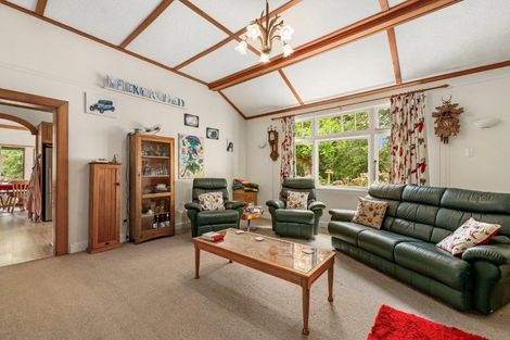 Photo of property in 7 Calico Line, Marton, 4710