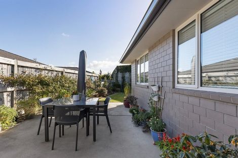 Photo of property in Waterview Estate, 34/4 Greystone Place, Omokoroa, 3114