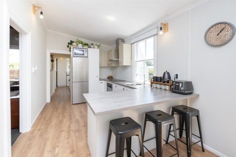 Photo of property in 194 South Road, Hawera, 4610