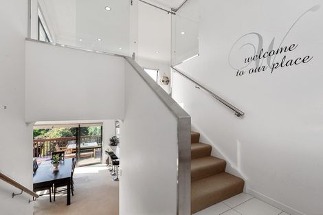 Photo of property in 25 Trotting Terrace, Fairview Heights, Auckland, 0632