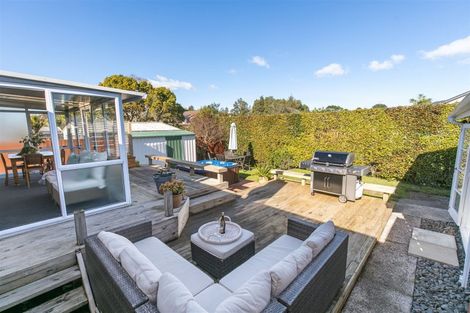 Photo of property in 43 Sylvia Road, Hillcrest, Auckland, 0627