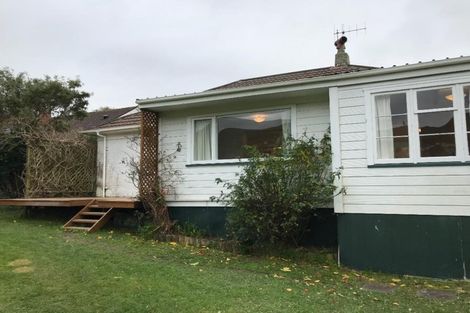 Photo of property in 15 Sunshine Avenue, Karori, Wellington, 6012