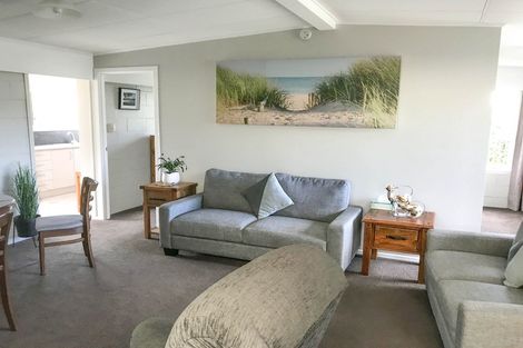 Photo of property in 19 West Crescent, Te Puru, Thames, 3575