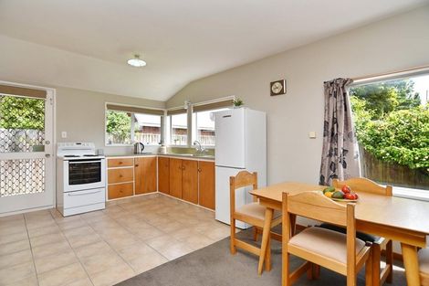 Photo of property in 1/5 Hythe Lane, Saint Martins, Christchurch, 8022