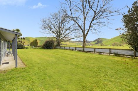 Photo of property in 24 Johnson Road, Pukehina, Te Puke, 3186