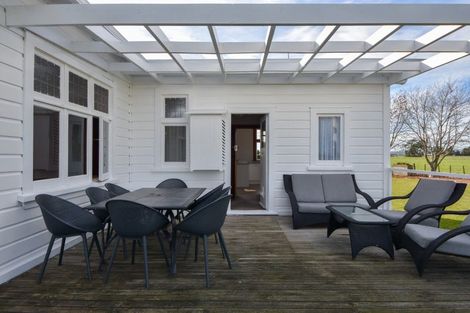 Photo of property in 15 Brown Avenue, Carterton, 5713