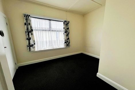 Photo of property in 30 Argentine Avenue, Miramar, Wellington, 6022