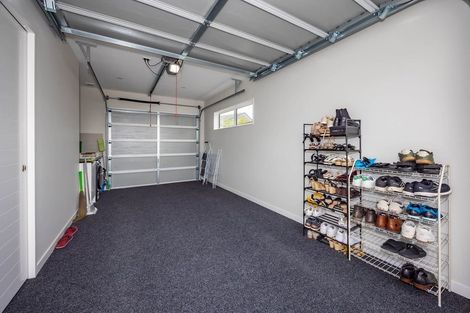 Photo of property in 34 Hellyers Street, Birkdale, Auckland, 0626