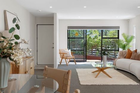 Photo of property in 20 Grove Road, Addington, Christchurch, 8024