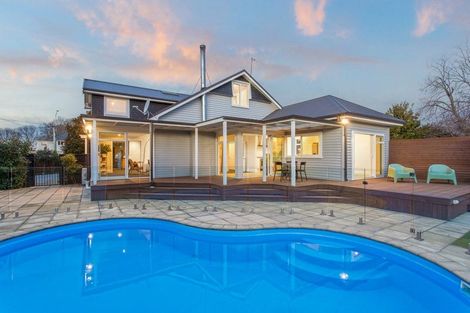 Photo of property in 3 Strowan Road, Strowan, Christchurch, 8052