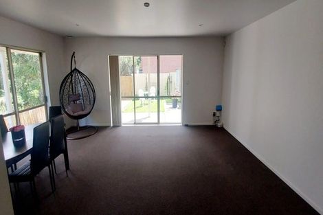 Photo of property in 1/17 Charlenne Close, Ranui, Auckland, 0612