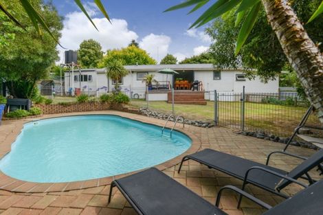 Photo of property in 7 Henderson Street, Otane, 4202