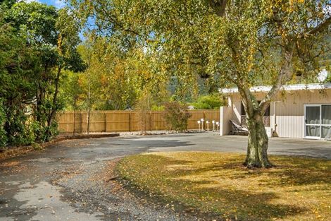 Photo of property in 5/209 Waikawa Road, Waikawa, Picton, 7220