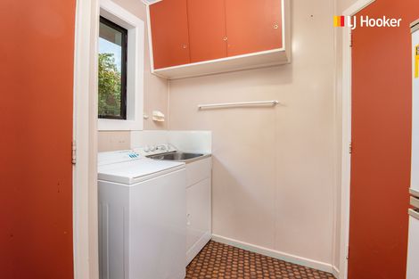 Photo of property in 21 Kinmont Crescent, Kinmont Park, Mosgiel, 9024