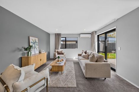 Photo of property in 10 Furlong Street, Yaldhurst, Christchurch, 8042
