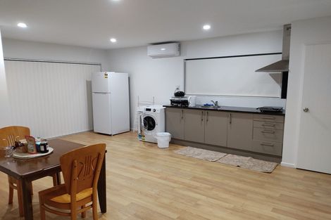 Photo of property in 419 Bucklands Beach Road, Bucklands Beach, Auckland, 2012