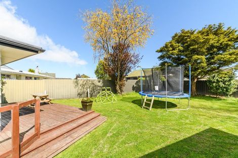 Photo of property in 92 Apollo Parade, Milson, Palmerston North, 4414