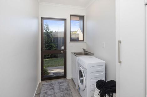 Photo of property in 2 Manuka Street, Mairehau, Christchurch, 8013