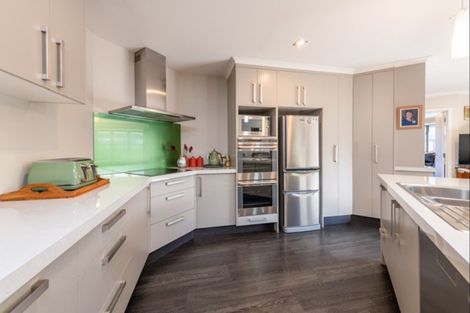 Photo of property in 27 Kitakita Grove, Motueka, 7120