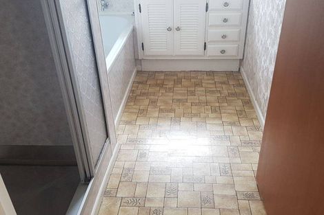 Photo of property in 18a Kent Street, Levin, 5510