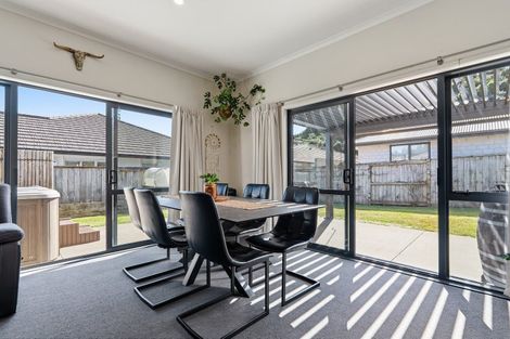 Photo of property in 10 Conniston Way, Pyes Pa, Tauranga, 3112