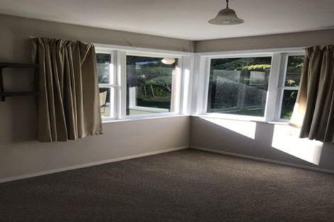 Photo of property in 62 Dowse Drive, Maungaraki, Lower Hutt, 5010