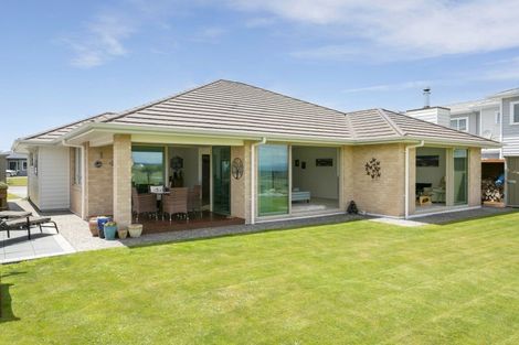 Photo of property in 52 Huka Heights Drive, Rangatira Park, Taupo, 3330