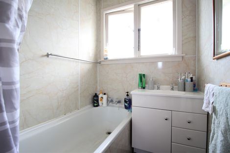 Photo of property in 62 Russell Street, Alexandra, 9320