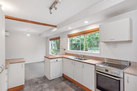 Photo of property in 32 Riwai Street, Paraparaumu, 5032