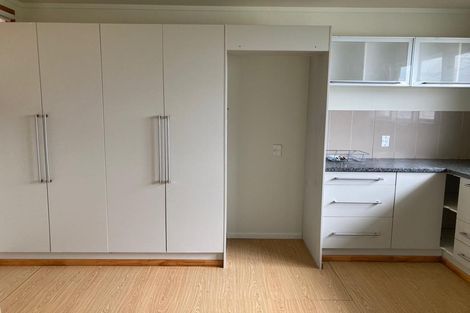 Photo of property in 2/523 Weymouth Road, Weymouth, Auckland, 2103