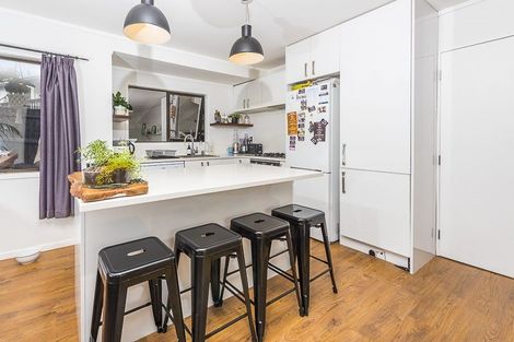 Photo of property in 47a Rehia Road, Massey, Auckland, 0614