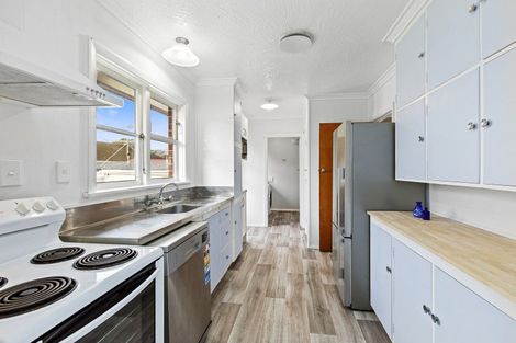 Photo of property in 18 Hildreth Street, Trentham, Upper Hutt, 5018