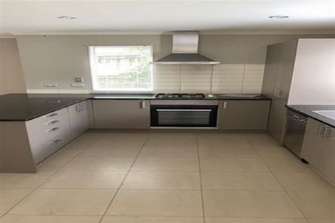 Photo of property in 111 Baverstock Road, Flat Bush, Auckland, 2016