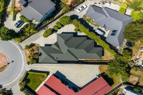 Photo of property in 9a Juno Place, Wanaka, 9305