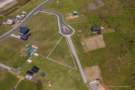 Photo of property in 12 Joyce Place, Opito Bay, 3592