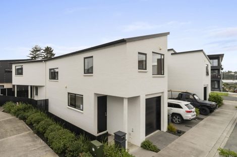 Photo of property in 8 Frank Gill Road, Hobsonville, Auckland, 0616