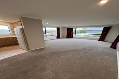 Photo of property in 1/17 Aberfoyle Place, Parklands, Christchurch, 8083