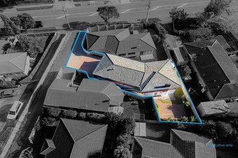 Photo of property in 70 Sturges Road, Henderson, Auckland, 0612