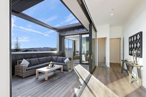 Photo of property in 7/14 Tamariki Avenue, Orewa, 0931