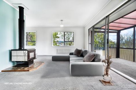 Photo of property in 10 Brunner Road, Glen Eden, Auckland, 0602