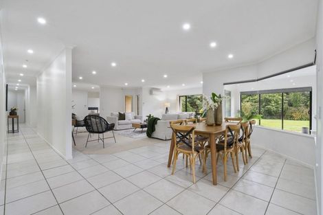 Photo of property in 16 Pukematawai Lane, Levin, 5571