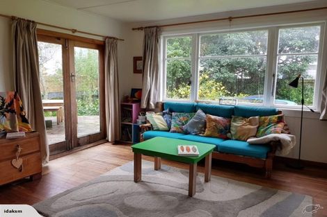 Photo of property in 12a Carthew Street, Okato, 4335