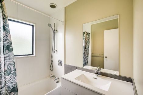 Photo of property in 25 Windsor Terrace, Taradale, Napier, 4112