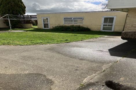 Photo of property in 8 Carlisle Street, Levin, 5510