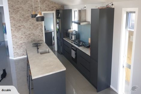 Photo of property in 3 Kamahi Street, Castlecliff, Whanganui, 4501