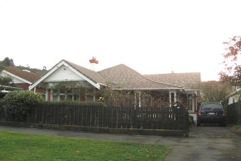 Photo of property in 16 Sandringham Street, Saint Clair, Dunedin, 9012
