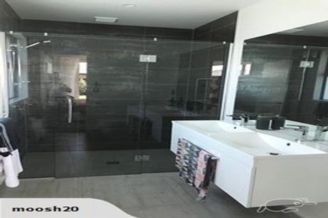 Photo of property in 14 Shillingford Boulevard, Rolleston, 7615