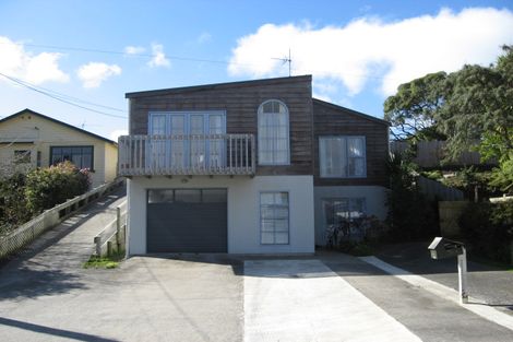 Photo of property in 10 Eagle Street, Karori, Wellington, 6012